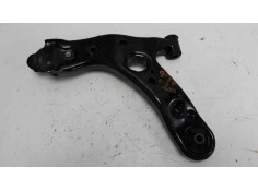 Recambio de brazo suspension inferior delantero derecho para toyota auris hybrid active referencia OEM IAM    2