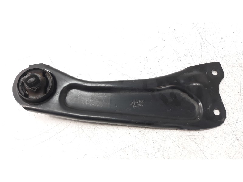 Recambio de brazo suspension inferior trasero izquierdo para kia niro referencia OEM IAM 55270AT000  
