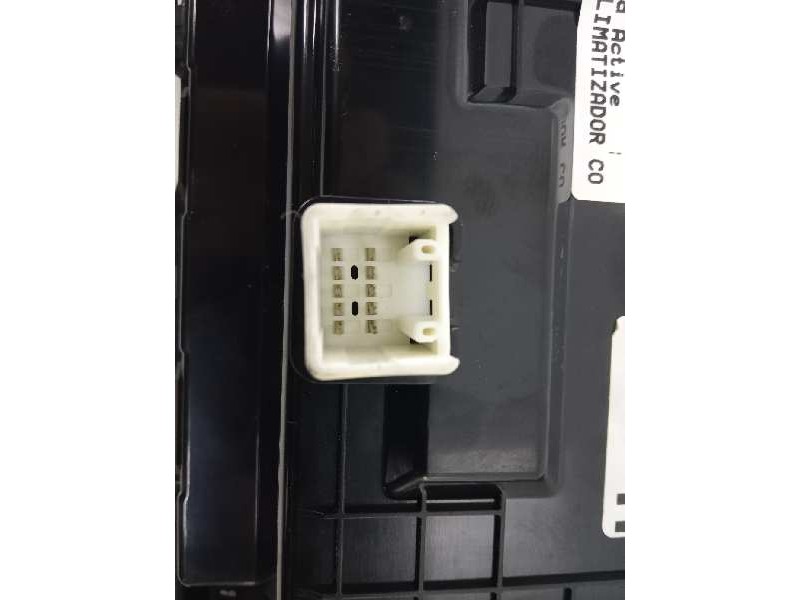 Recambio de mando climatizador para toyota auris hybrid active referencia OEM IAM 5590002350  