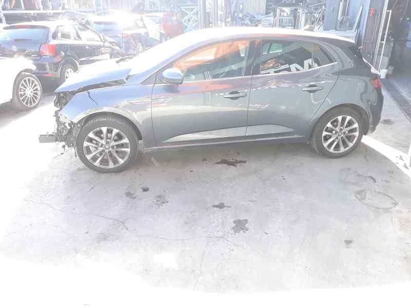 renault megane iv berlina 5p del año 2016