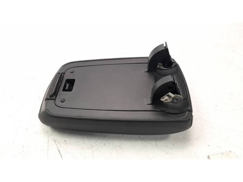 Recambio de apoyabrazos central para opel astra k lim. 5türig 1.6 cdti dpf referencia OEM IAM 3903012739030127  