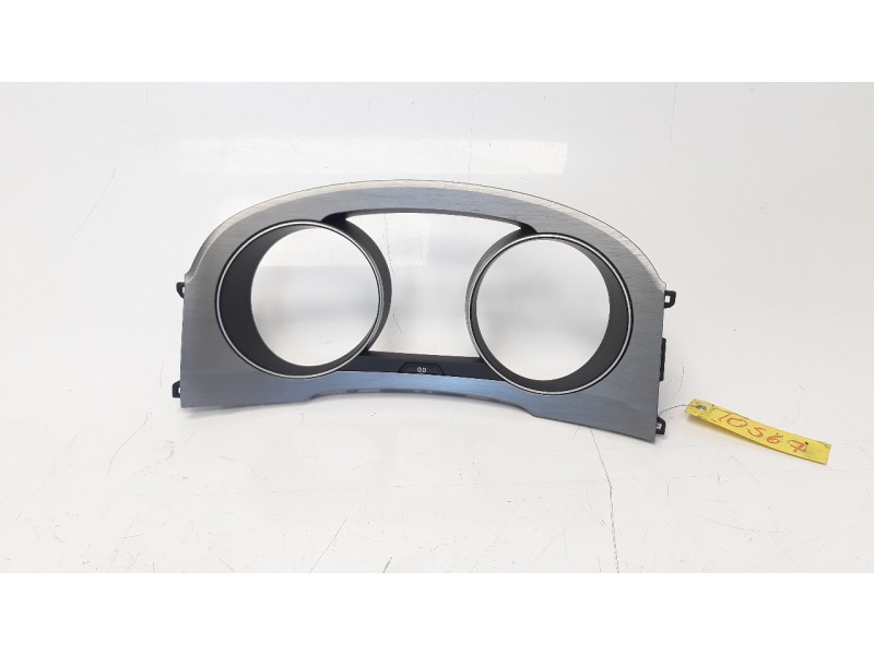 Recambio de moldura para volkswagen golf vii sportsvan 2.0 tdi referencia OEM IAM 517857189  