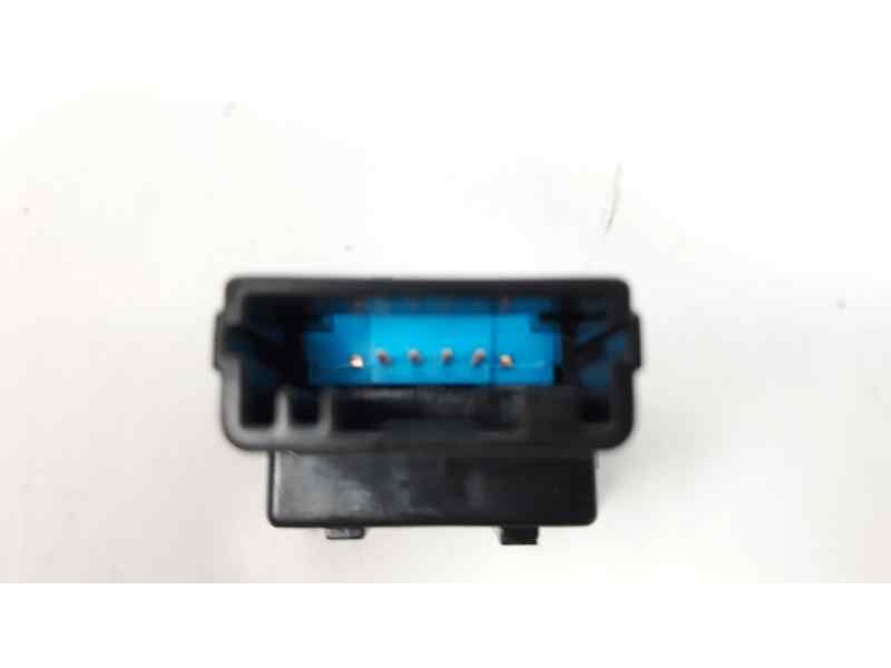 Recambio de interruptor para toyota yaris active referencia OEM IAM 15C032  