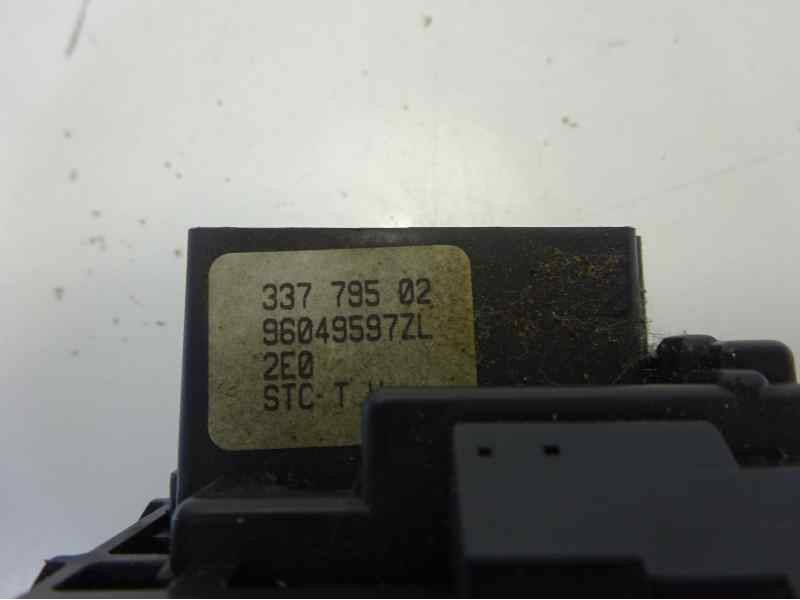 Recambio de mando limpia para peugeot 206 berlina xt referencia OEM IAM 96049597ZL 33779502 