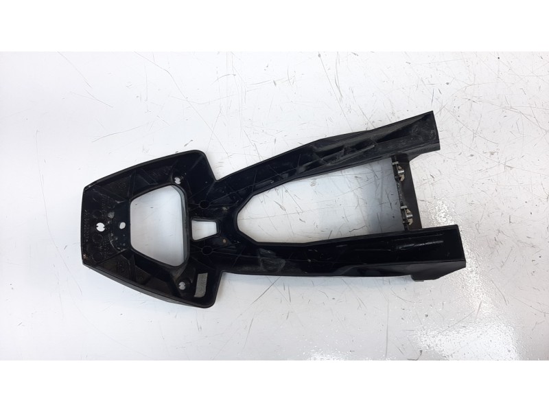Recambio de portamatriculas para bmw f 800 r f 800 r referencia OEM IAM 4662852681702  