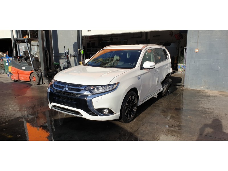 mitsubishi outlander (gf0) del año 2018