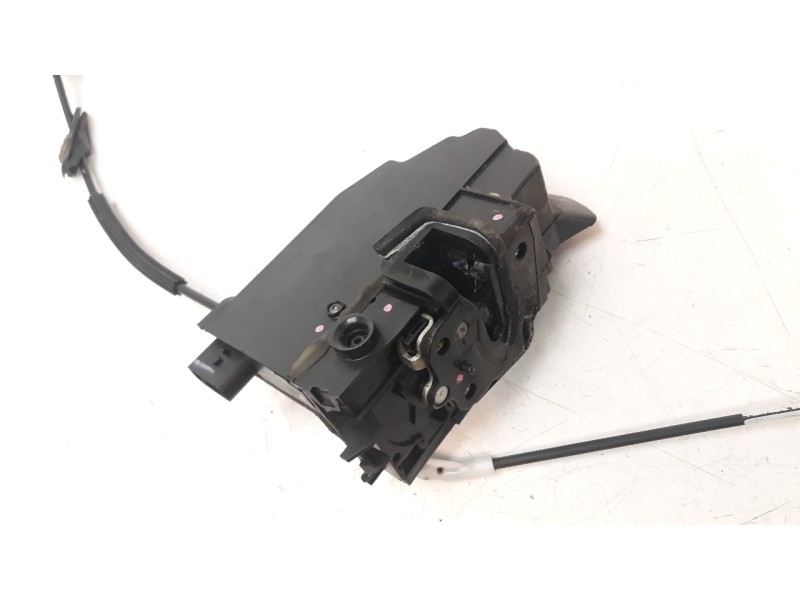 Recambio de cerradura puerta delantera derecha para peugeot 308 1.6 blue-hdi fap referencia OEM IAM 9810309380  