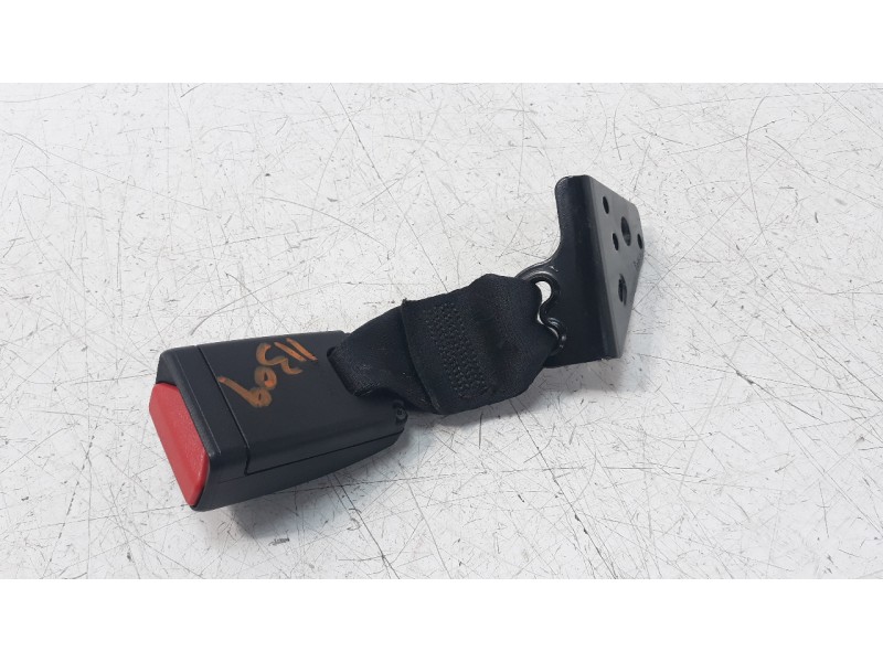 Recambio de cinturon seguridad trasero izquierdo para peugeot 208 1.2 12v vti referencia OEM IAM 6190405B  