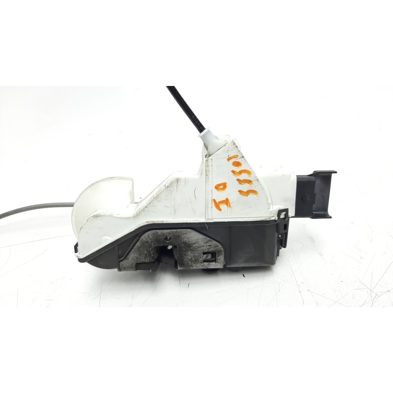 Recambio de cerradura puerta delantera izquierda para citroen c4 cactus 1.2 12v e-thp / puretech referencia OEM IAM 9819038580  
