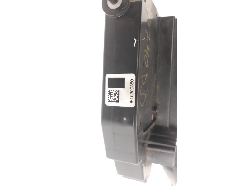 Recambio de cerradura puerta delantera derecha para peugeot 308 1.6 blue-hdi fap referencia OEM IAM 9810309380  