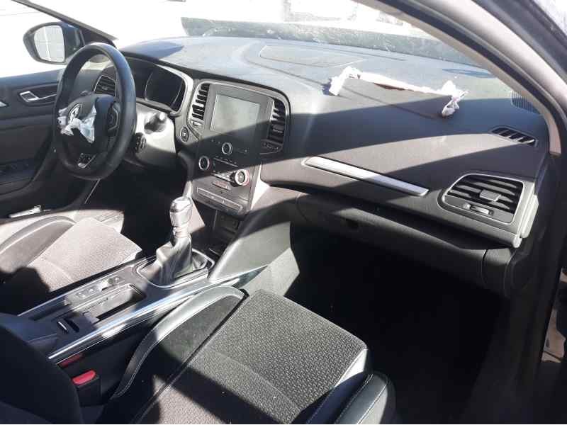 renault megane iv berlina 5p del año 2016