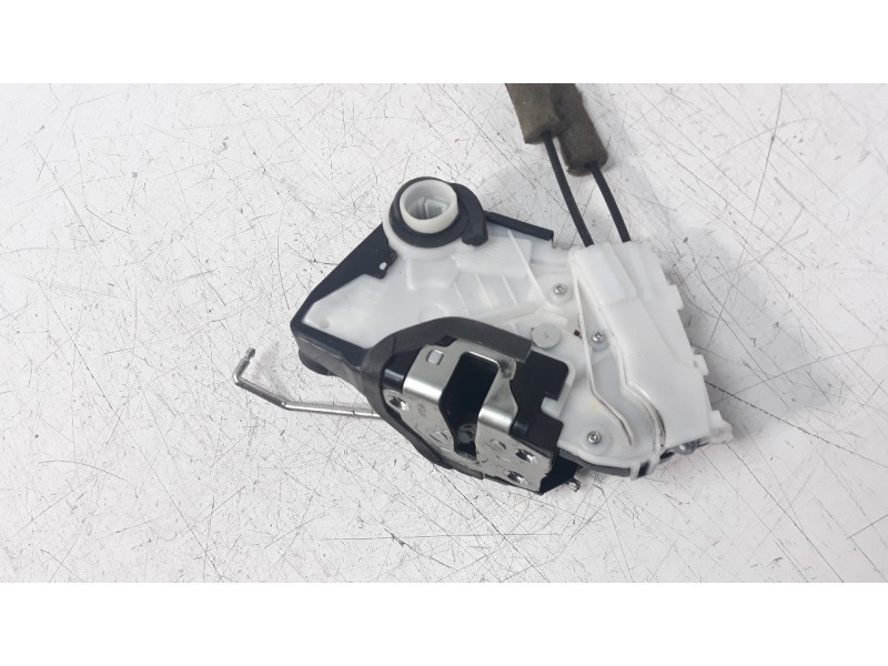 Recambio de cerradura puerta delantera izquierda para honda hr-v (..) 1.6 dtec cat referencia OEM IAM 72150T5RA31  