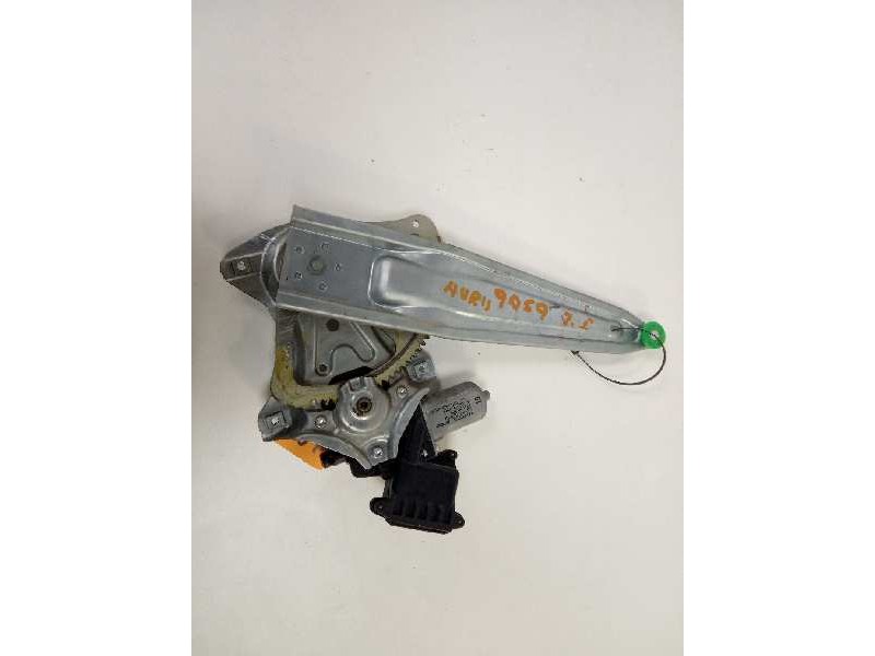 Recambio de elevalunas trasero derecho para toyota auris hybrid active referencia OEM IAM 857200D120  