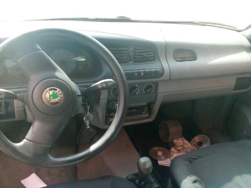 skoda felicia pickup del año 1999