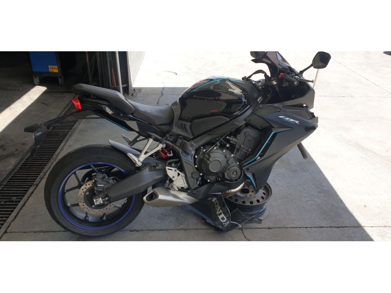 Recambio de abs para honda cbr 650r cbr 650r referencia OEM IAM 57110MKND51  