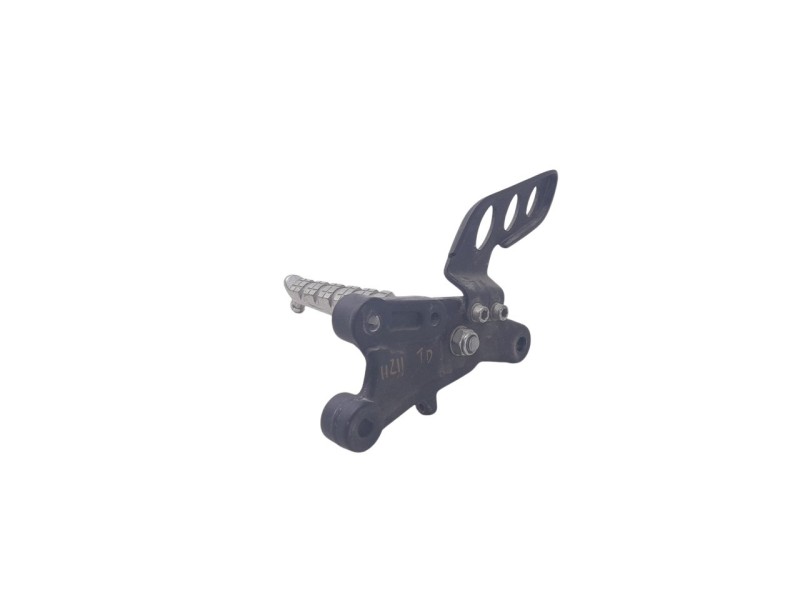 Recambio de estribera derecha para mondial cr / 0 / 0 hps cafe racer referencia OEM IAM 29727  