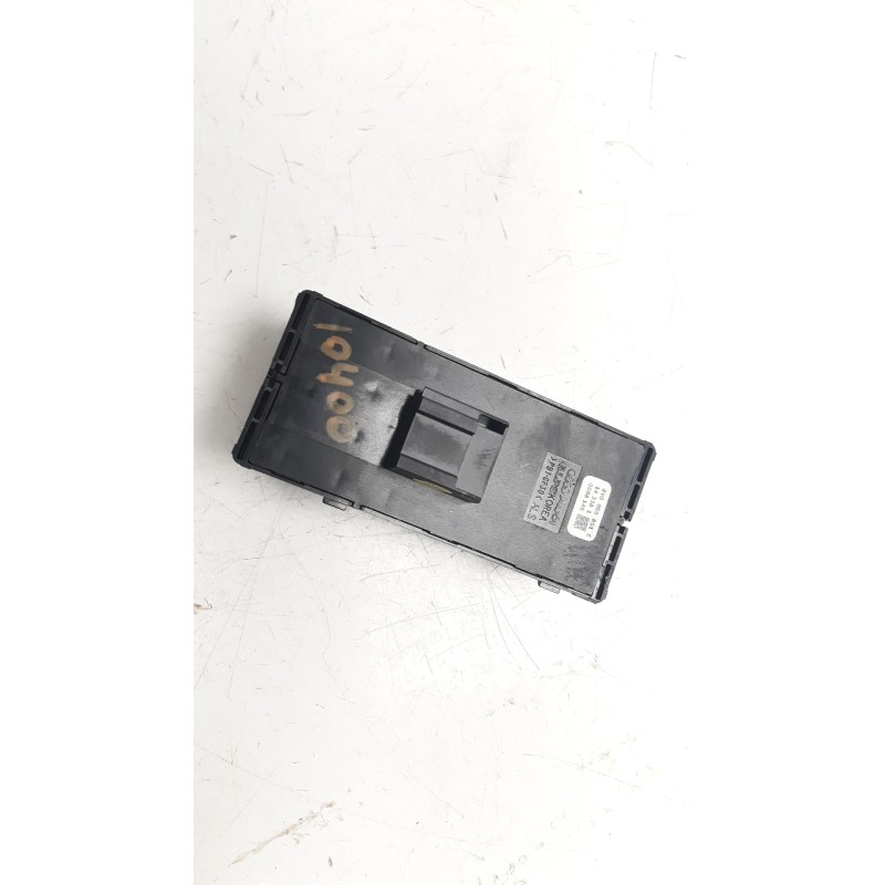 Recambio de mando elevalunas delantero izquierdo para audi a3 sportback (8va) 1.8 16v tfsi referencia OEM IAM 8V0959851E IAF3500