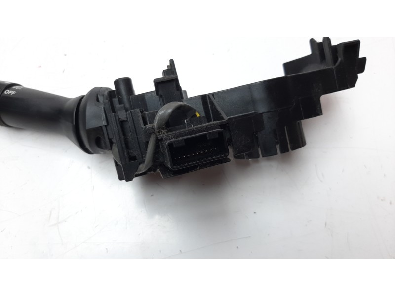 Recambio de mando limpia para toyota rav 4 (a3) executive referencia OEM IAM 17F100  
