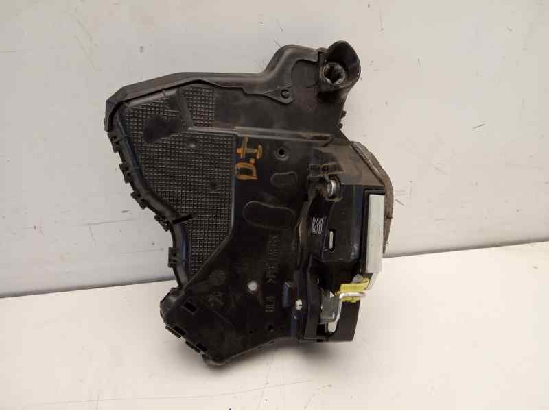 Recambio de cerradura puerta delantera izquierda para toyota auris 1.8 16v cat (híbrido) referencia OEM IAM   