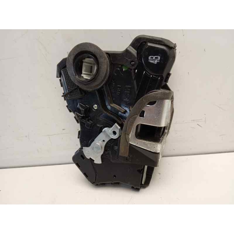 Recambio de cerradura puerta delantera derecha para toyota auris 1.8 16v cat (híbrido) referencia OEM IAM   