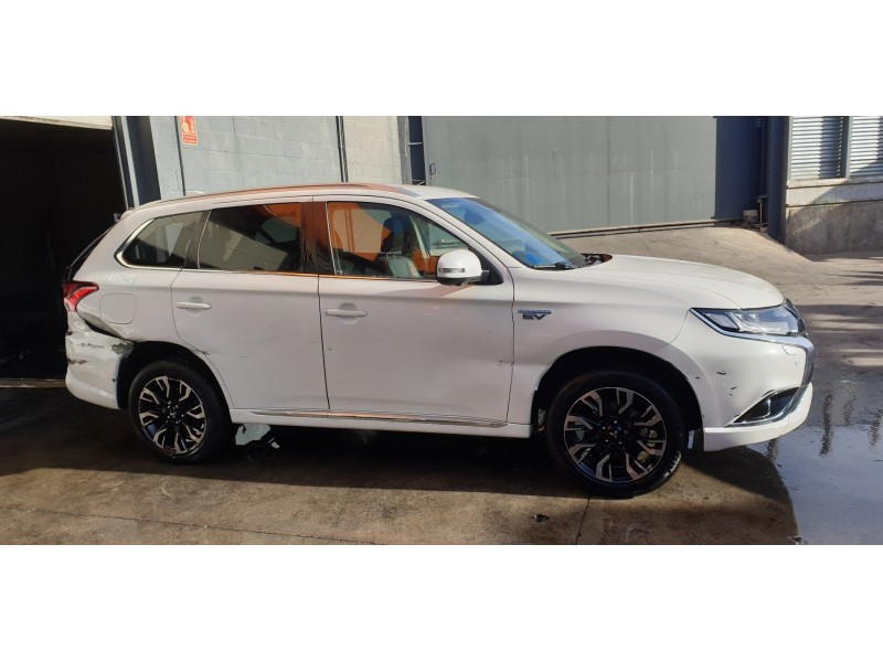 mitsubishi outlander (gf0) del año 2018