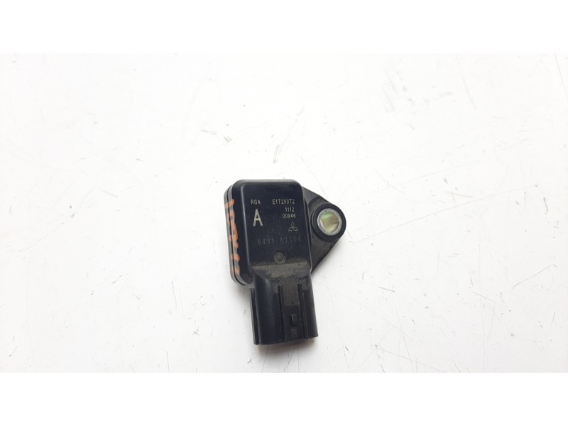 Recambio de sensor para honda cb 650r referencia OEM IAM E1T20372  