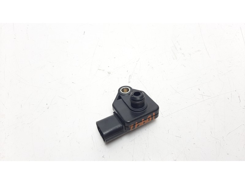 Recambio de sensor para honda cb 650r referencia OEM IAM E1T20372  