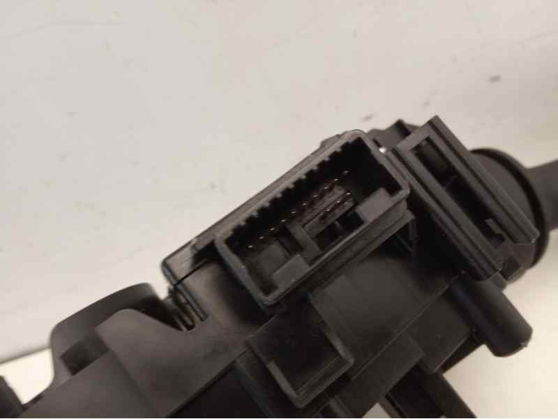 Recambio de mando intermitentes para toyota auris 1.8 16v cat (híbrido) referencia OEM IAM 17F852  