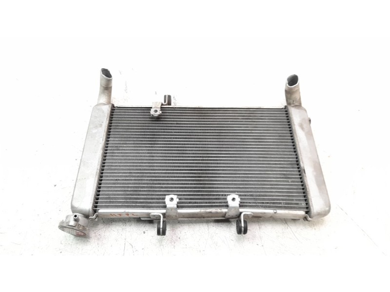 Recambio de radiador agua para honda cbr 650r cbr 650r referencia OEM IAM 19010MKYDL1  