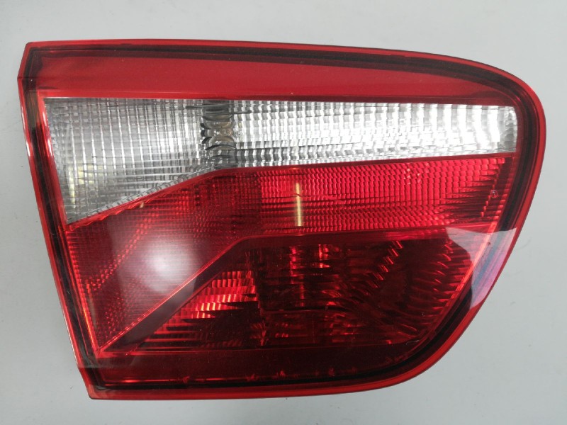 Recambio de piloto trasero izquierdo para seat ibiza st (6j8) style referencia OEM IAM 6J8945093  