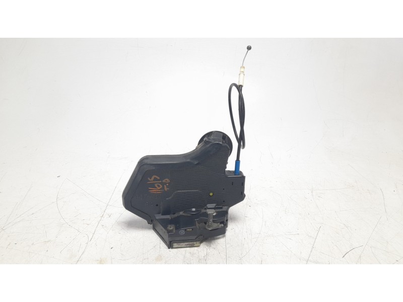Recambio de cerradura puerta trasera derecha para toyota land cruiser (j12) 3.0 turbodiesel referencia OEM IAM 6905060090  