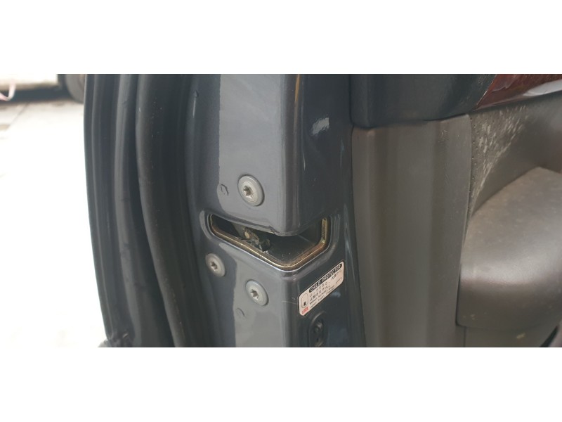 Recambio de cerradura puerta trasera izquierda para toyota land cruiser (j12) 3.0 turbodiesel referencia OEM IAM 6906060090  