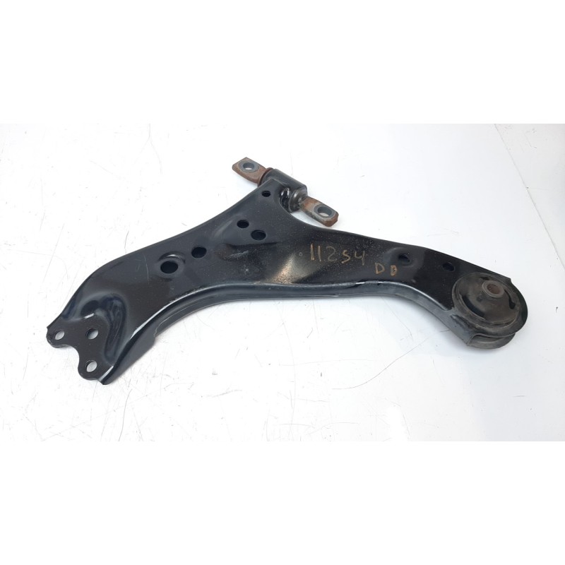 Recambio de brazo suspension inferior delantero izquierdo para toyota rav4 hybrid 4x2 advance referencia OEM IAM 4806942070  