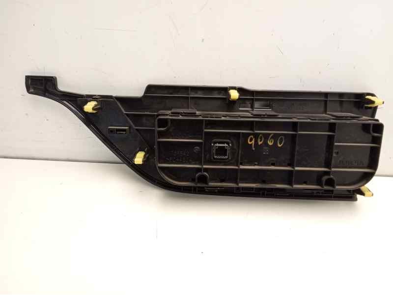 Recambio de mando climatizador para toyota auris 1.8 16v cat (híbrido) referencia OEM IAM 5590002460  