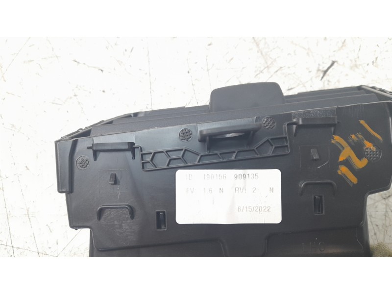 Recambio de rejilla aireadora para ford mustang mach 1 referencia OEM IAM SP20034  