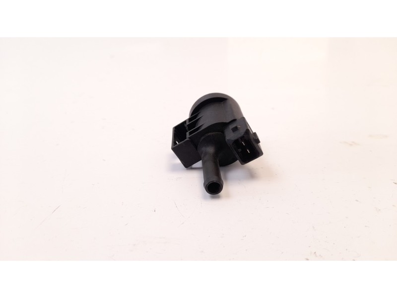 Recambio de valvula aire adicional para bmw s 1000 rr s 1000 rr referencia OEM IAM 13901465030  