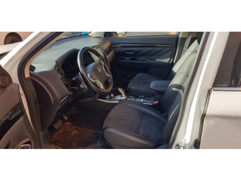 mitsubishi outlander (gf0) del año 2018