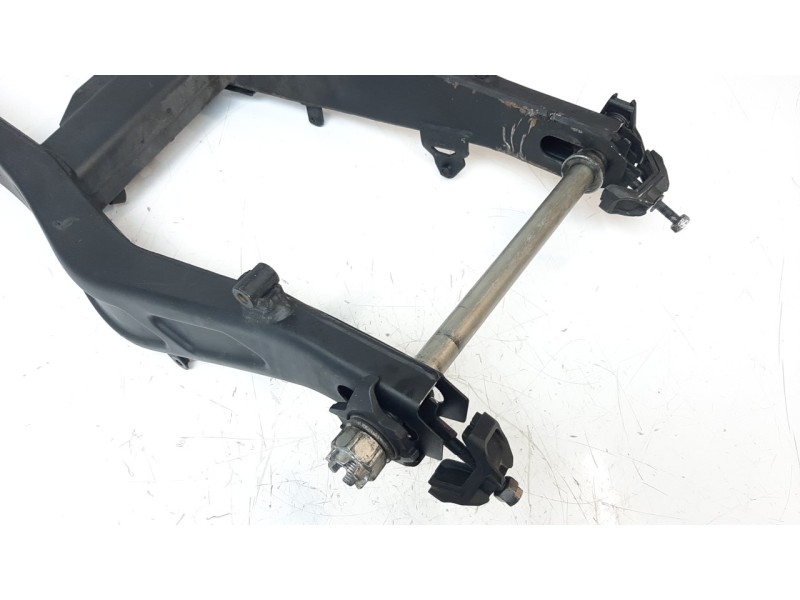 Recambio de puente trasero para kawasaki ninja 650 referencia OEM IAM 33001066318R  
