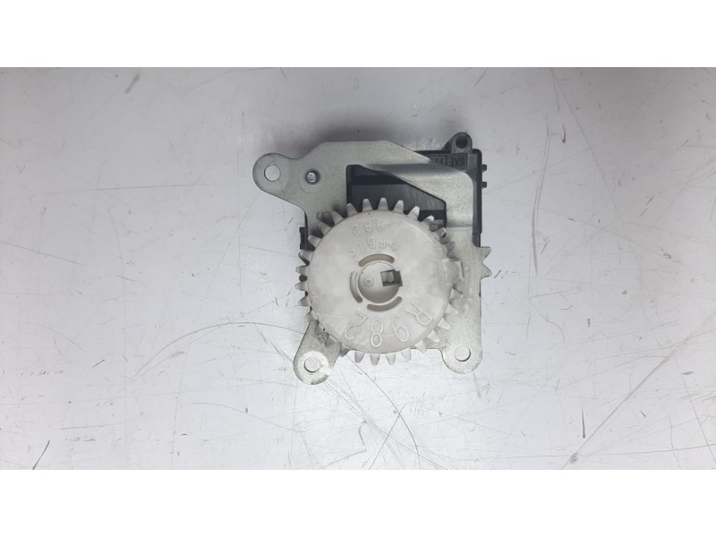 Recambio de motor calefaccion para toyota rav 4 (a3) executive referencia OEM IAM 0638001100PLS  
