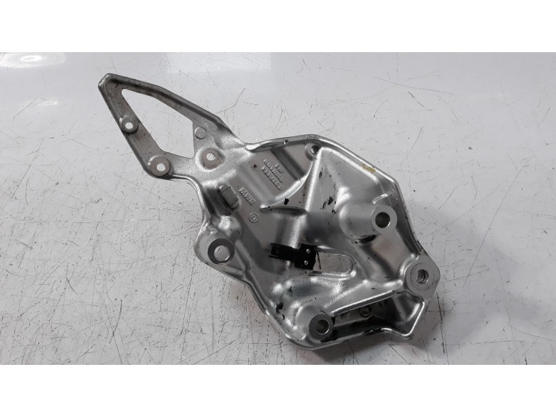 Recambio de estribo para bmw f 800 r f 800 r referencia OEM IAM 8527864  