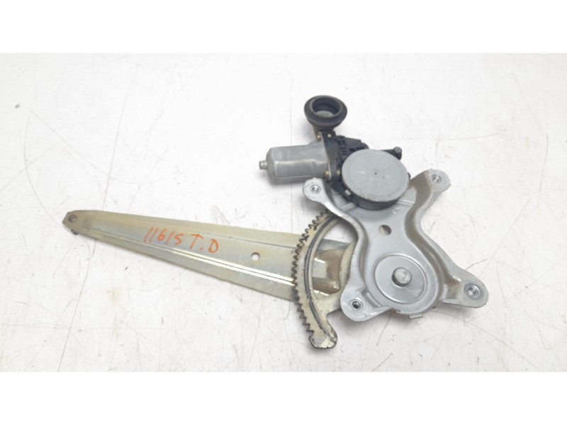 Recambio de elevalunas trasero derecho para toyota land cruiser (j12) 3.0 turbodiesel referencia OEM IAM 8572058010  