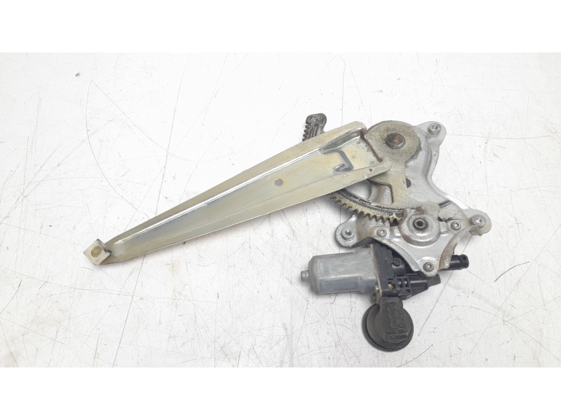 Recambio de elevalunas trasero derecho para toyota land cruiser (j12) 3.0 turbodiesel referencia OEM IAM 8572058010  