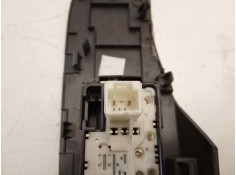 Recambio de mando elevalunas delantero derecho para toyota auris 1.8 16v cat (híbrido) referencia OEM IAM    2
