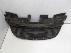 Recambio de rejilla delantera para chrysler voyager (rg) 2.5 crd cat referencia OEM IAM 4857522AA DG0052001  2