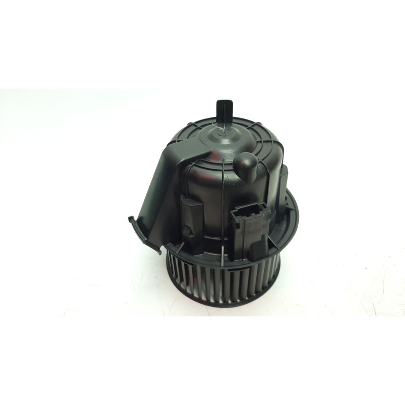 Recambio de ventilador calefaccion para citroen c4 cactus 1.2 12v e-thp / puretech referencia OEM IAM T40540017034 34192 