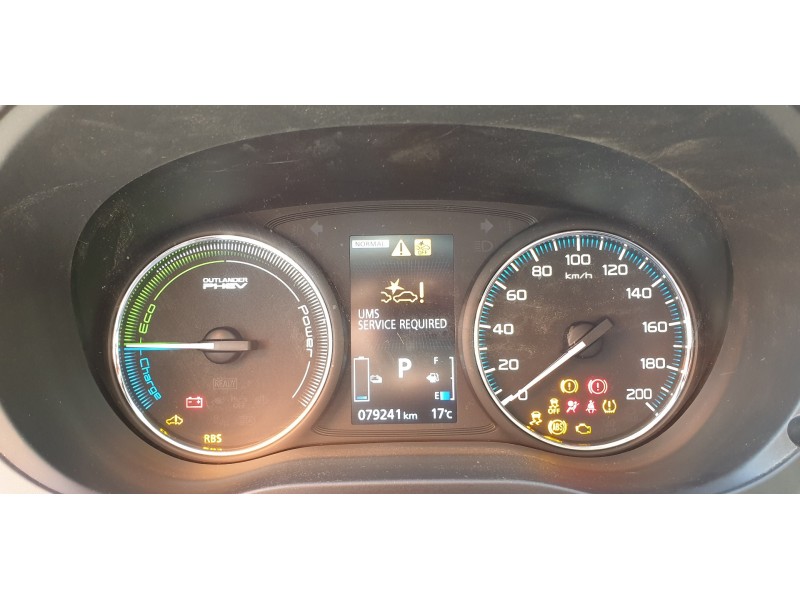 mitsubishi outlander (gf0) del año 2018