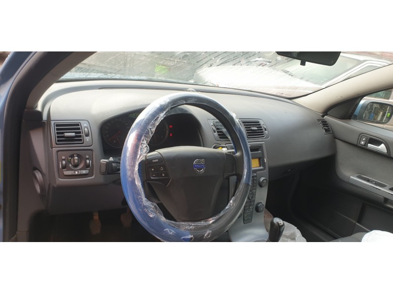 volvo v50 familiar del año 2006