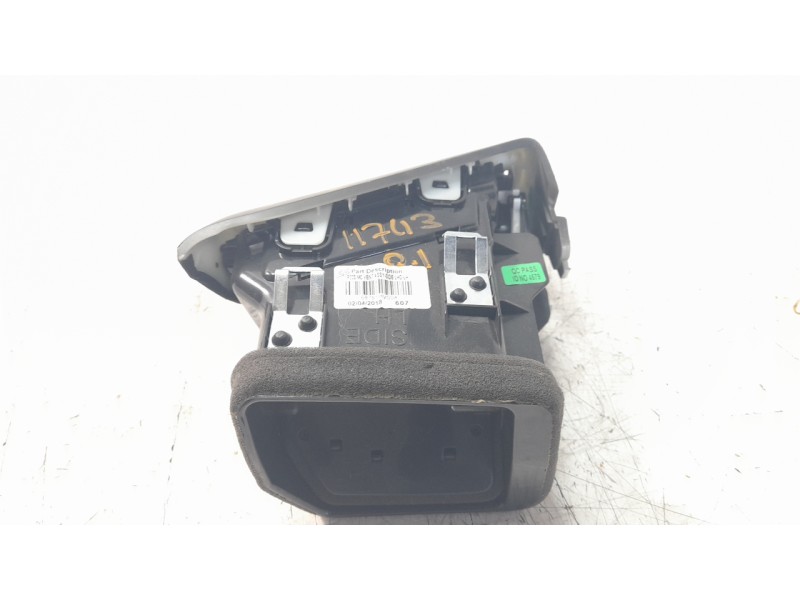 Recambio de rejilla aireadora para nissan qashqai (j11) tekna referencia OEM IAM 68761HV00A  