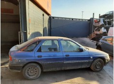 FORD ESCORT BERLINA