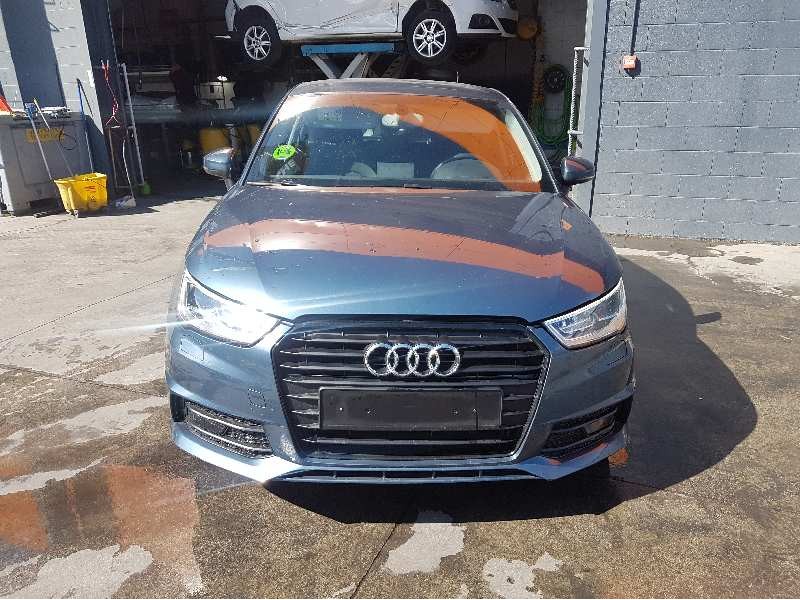 audi a1 sportback (8xf) del año 2016